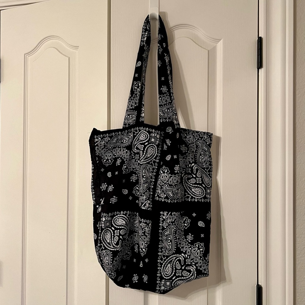 Black bandana bag